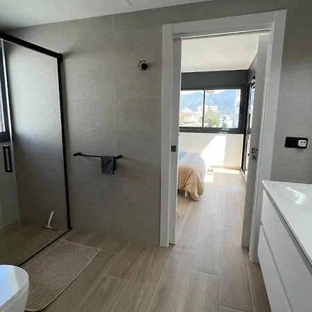 Holiday home Moderna Con Piscina Y Vistas Al Canal En