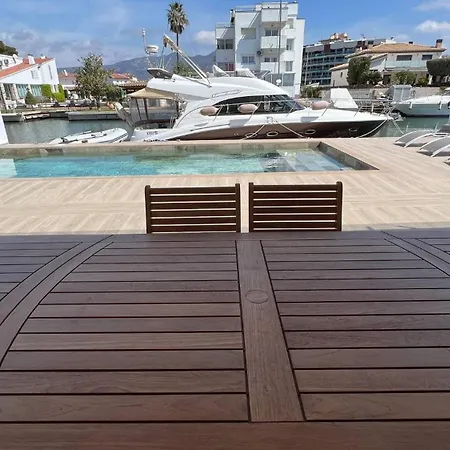 Сasa de vacaciones Con Piscina Y Vistas Canal Av-44 Rosas