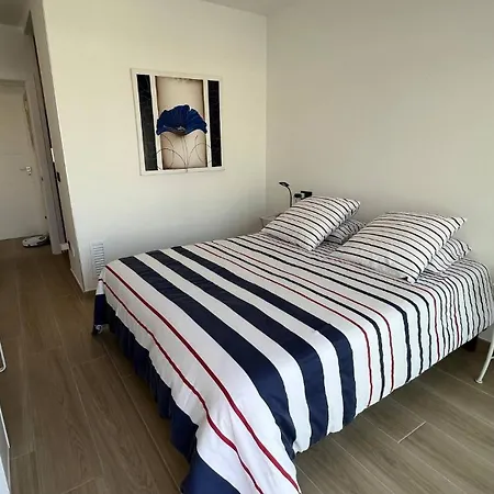 Con Piscina Y Vistas Canal Av-44