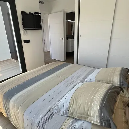 Holiday home Moderna Con Piscina Y Vistas Al Canal En Roses